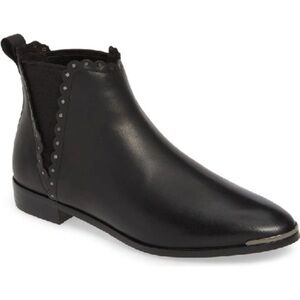 Ted Baker Black Leather Alizerl Ankle Chelsea Boot size 37, pull on style